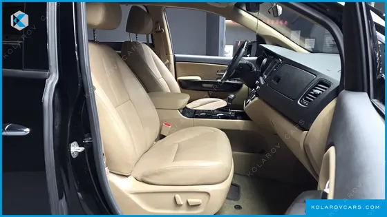 KIA CARNIVAL 9-SEATER NOBLESSE SPECIAL
