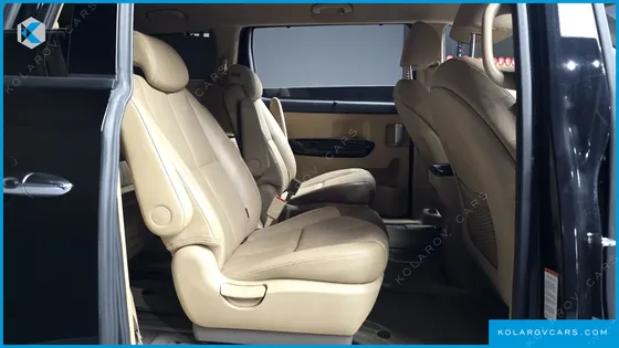 KIA CARNIVAL 9-SEATER NOBLESSE SPECIAL