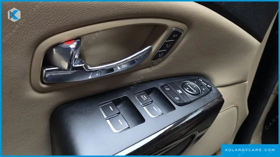 KIA CARNIVAL 9-SEATER NOBLESSE SPECIAL