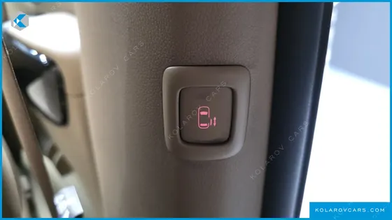 KIA CARNIVAL 9-SEATER NOBLESSE SPECIAL