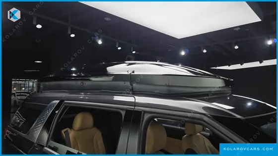 KIA CARNIVAL DIESEL 7-SEATER OUTDOOR