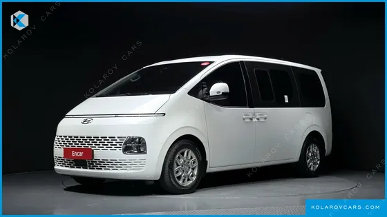 HYUNDAI STARIA CARGO 5-SEATER