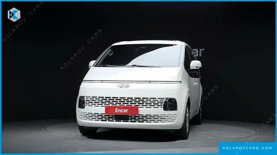HYUNDAI STARIA CARGO 5-SEATER