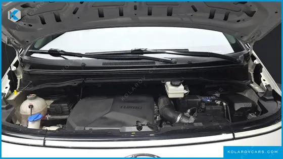 HYUNDAI STARIA CARGO 5-SEATER