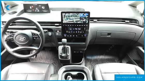 HYUNDAI STARIA CARGO 5-SEATER