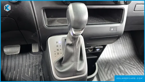 HYUNDAI STARIA HEV 1.6 CARGO 3-SEATER