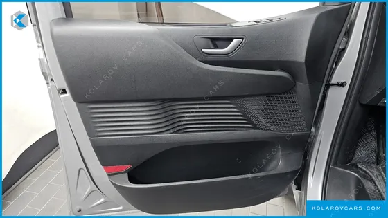 HYUNDAI STARIA HEV 1.6 CARGO 3-SEATER