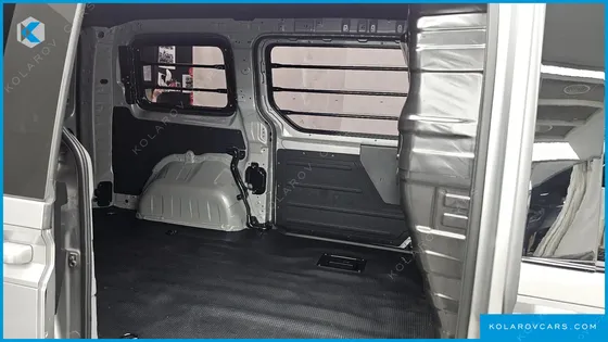 HYUNDAI STARIA HEV 1.6 CARGO 3-SEATER