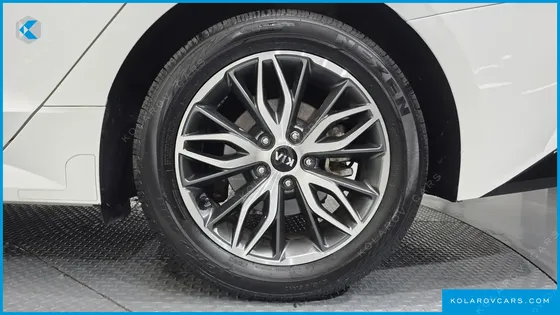 KIA K5 2.0 LPI(RENTER CAR)