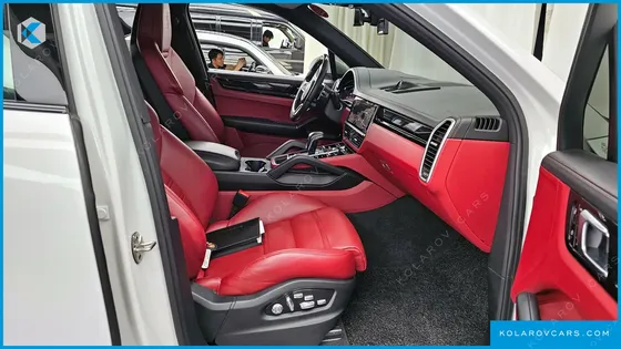 PORSCHE CAYENNE 3.0