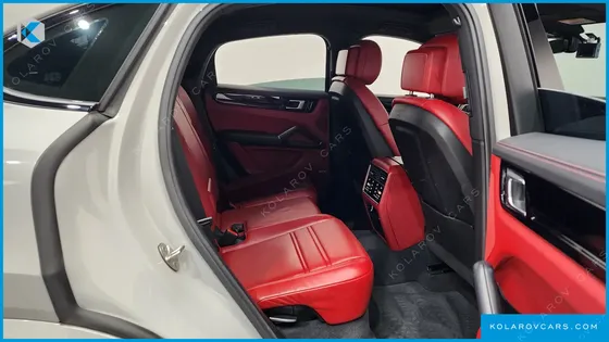 PORSCHE CAYENNE 3.0 COUPE