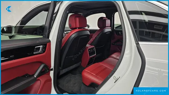 PORSCHE CAYENNE 3.0