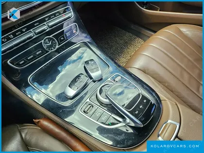 MERCEDES E-CLASS E220D 4MATIC EXCLUSIVE
