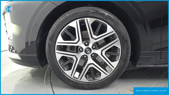 HYUNDAI GRANDEUR 2,5 GASOLINE 2WD