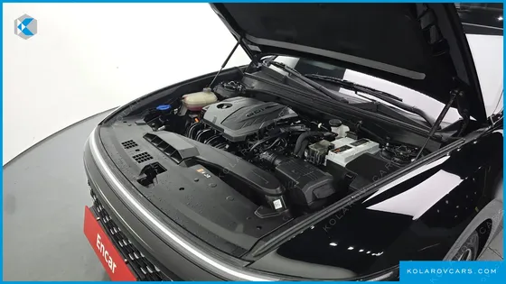 HYUNDAI GRANDEUR 2,5 GASOLINE 2WD