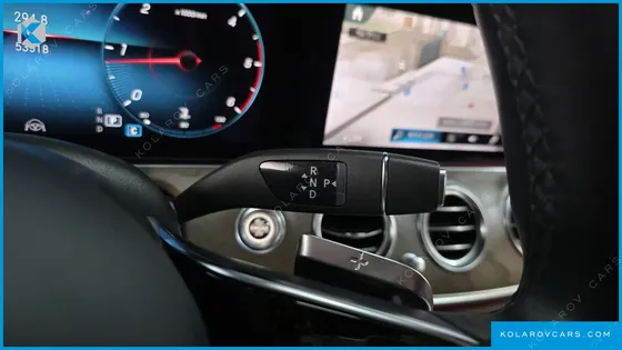 MERCEDES E-CLASS E220D 4MATIC EXCLUSIVE