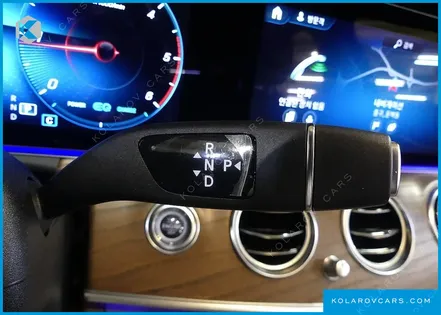 MERCEDES E-CLASS E220D 4MATIC EXCLUSIVE
