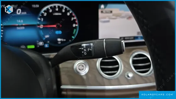 MERCEDES E-CLASS E300E 4MATIC EXCLUSIVE
