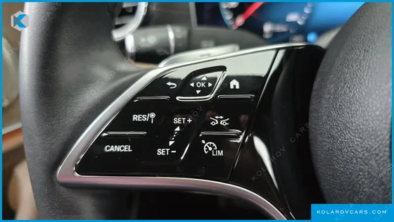 MERCEDES E-CLASS E300E 4MATIC EXCLUSIVE