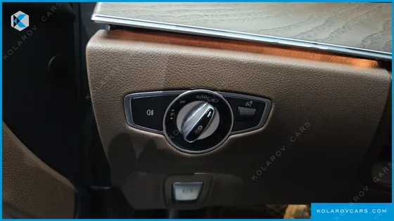 MERCEDES E-CLASS E300E 4MATIC EXCLUSIVE