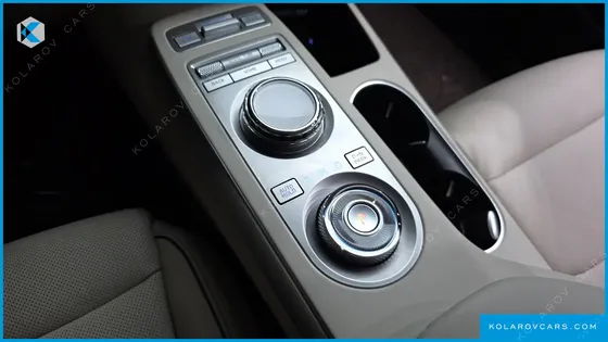 GENESIS GV70 2.5T GASOLINE 2WD