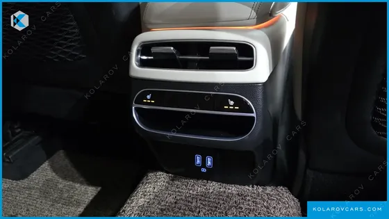 GENESIS GV70 2.5T GASOLINE 2WD
