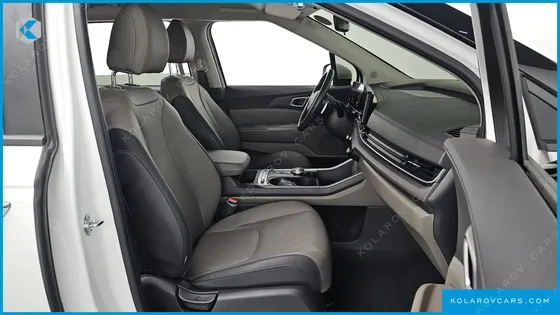 KIA CARNIVAL DIESEL 9-SEATER PRESTIGE