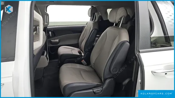 KIA CARNIVAL DIESEL 9-SEATER PRESTIGE
