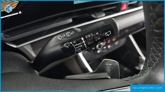 KIA CARNIVAL DIESEL 9-SEATER PRESTIGE