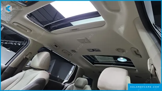 KIA CARNIVAL DIESEL 9-SEATER GRAVITY