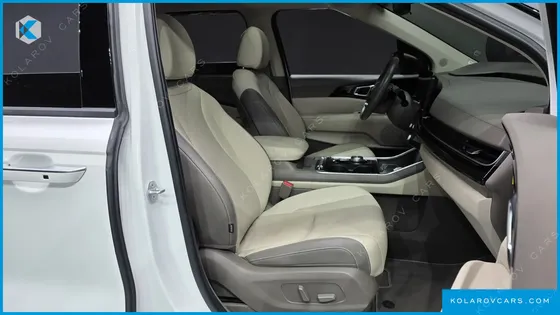 KIA CARNIVAL DIESEL 9-SEATER GRAVITY