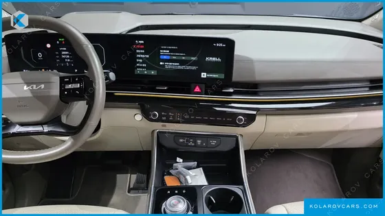 KIA CARNIVAL DIESEL 9-SEATER GRAVITY
