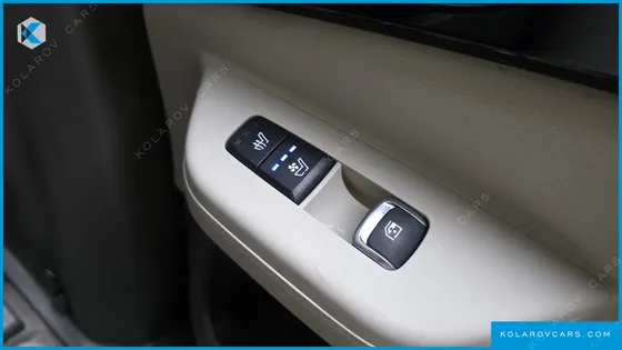 KIA CARNIVAL DIESEL 9-SEATER GRAVITY