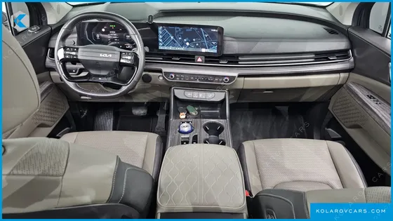 KIA CARNIVAL GASOLINE 7-SEATER NOBLESSE