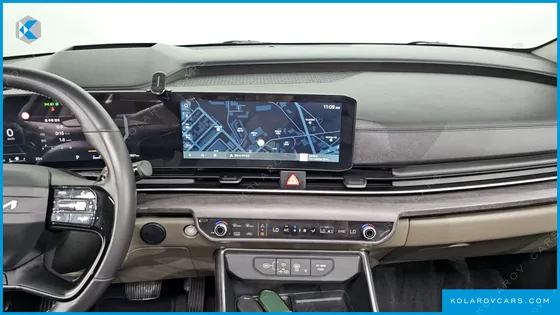 KIA CARNIVAL GASOLINE 7-SEATER NOBLESSE