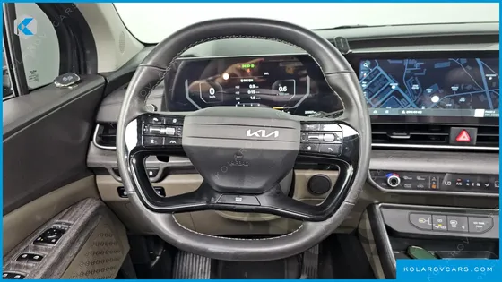 KIA CARNIVAL GASOLINE 7-SEATER NOBLESSE