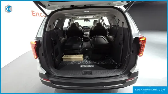 KIA CARNIVAL HEV 9 SEATER X LINE