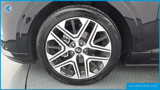 HYUNDAI GRANDEUR EXCLUSIVE