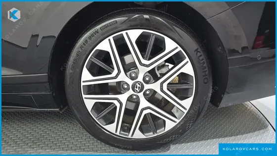 HYUNDAI GRANDEUR EXCLUSIVE