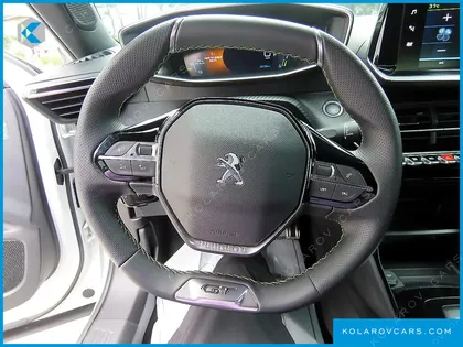 PEUGEOT 2008 EV GT
