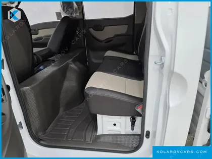 HYUNDAI PORTER II DOUBLE CABIN LPG