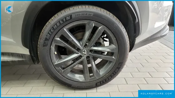LEXUS NX PREMIUM