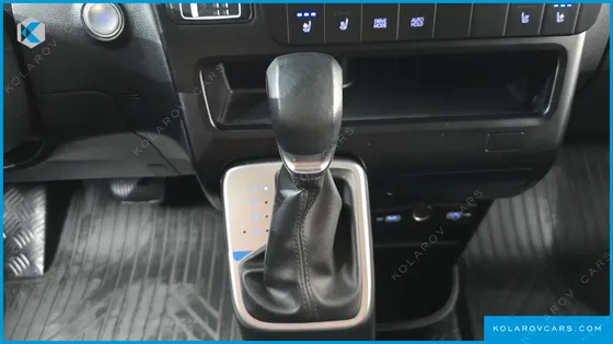 HYUNDAI STARIA 2WD CAMPING CAR