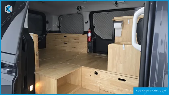 HYUNDAI STARIA 2WD CAMPING CAR