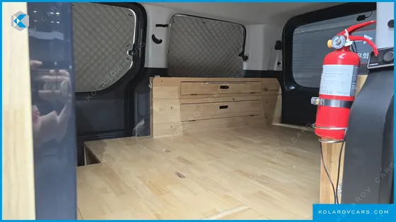 HYUNDAI STARIA 2WD CAMPING CAR