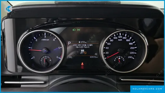 KIA CARNIVAL DIESEL 9-SEATER PRESTIGE