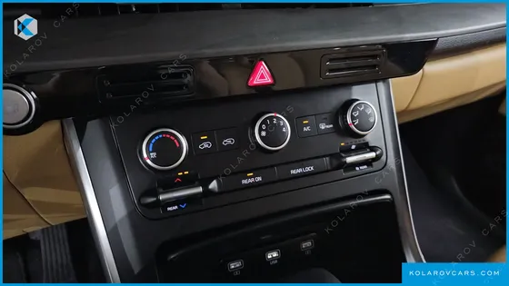 KIA CARNIVAL DIESEL 9-SEATER PRESTIGE