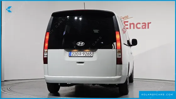 HYUNDAI STARIA TOURER 9-SEATER