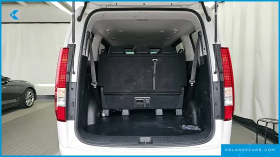 HYUNDAI STARIA TOURER 9-SEATER