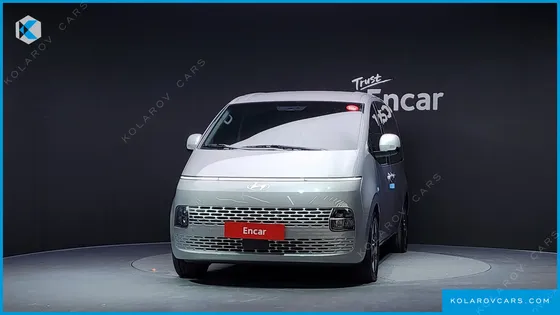 HYUNDAI STARIA TOURER 9-SEATER